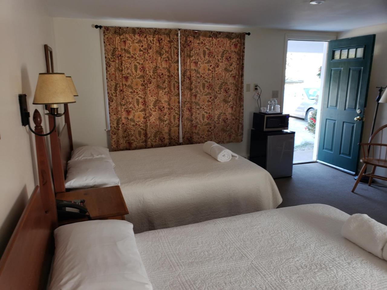 Fairway Motel New London 外观 照片